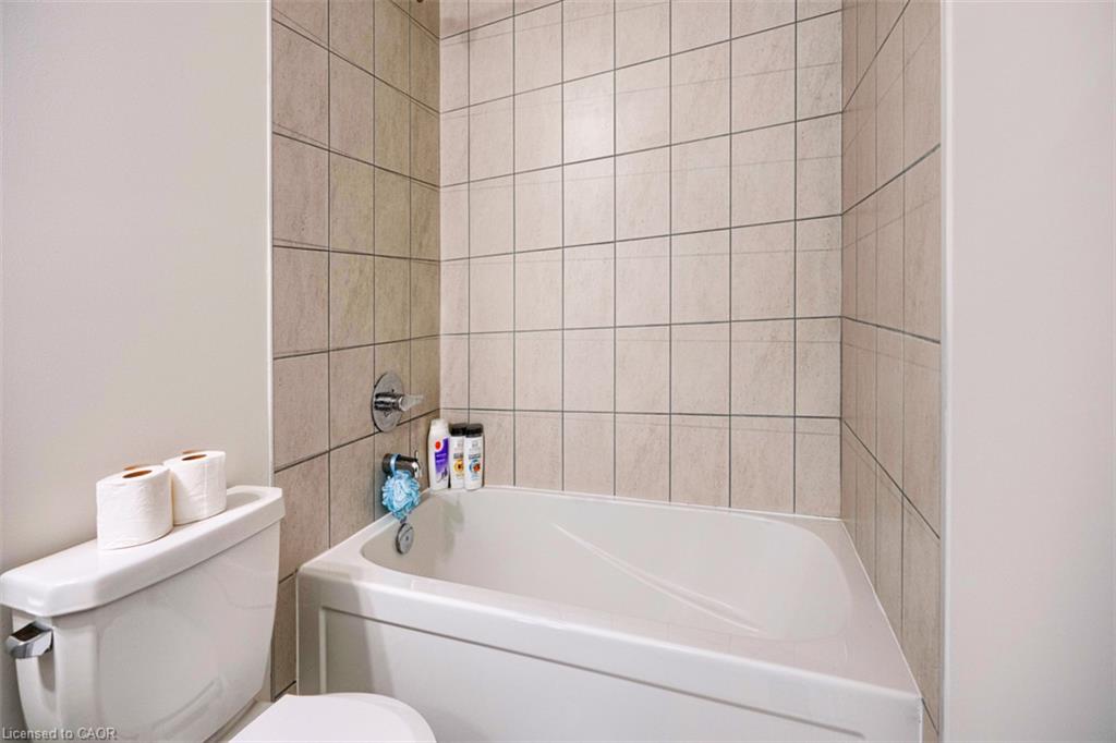 27 Garland Avenue Property Photo 45