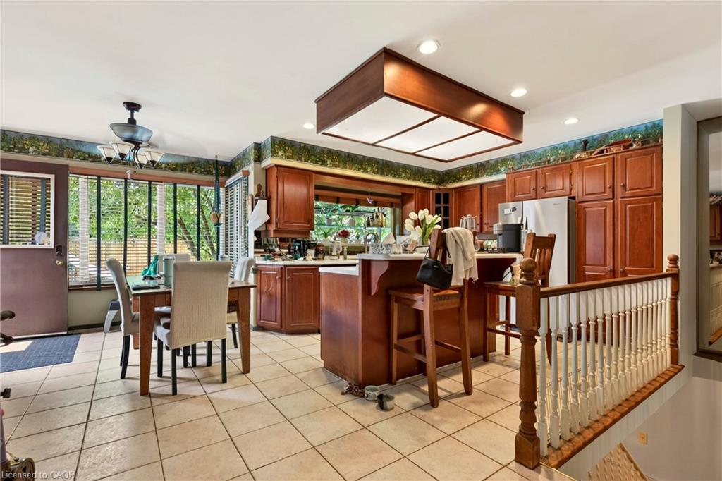 376 Melanie Crescent Property Photo 10