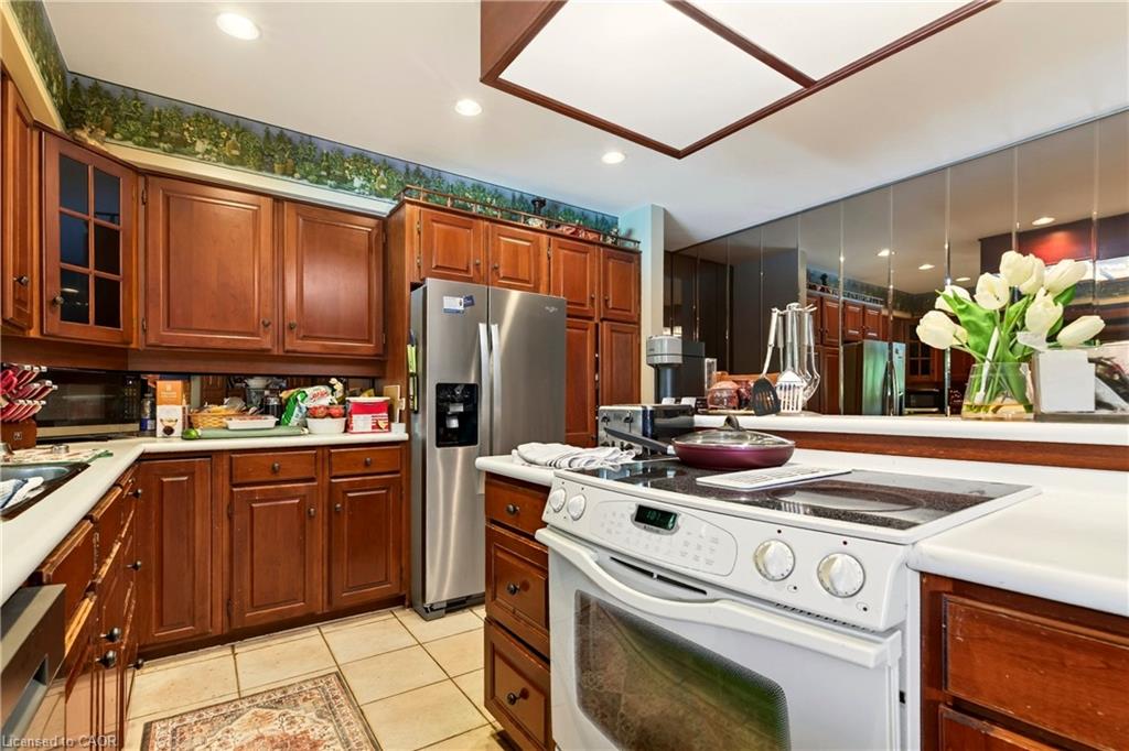 376 Melanie Crescent Property Photo 14