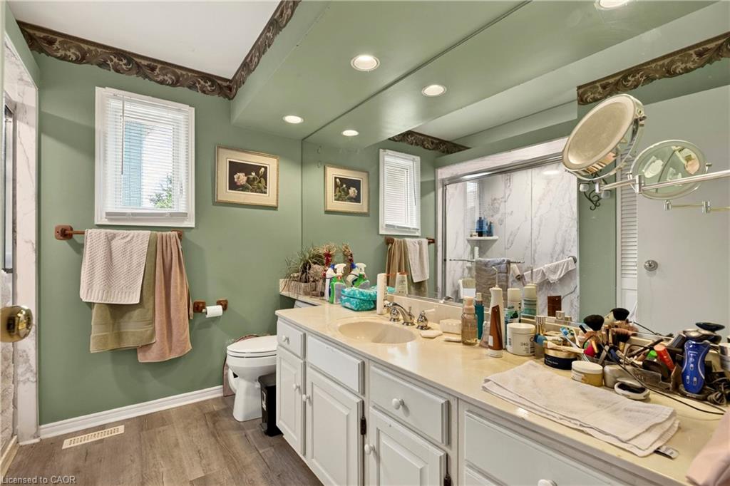 376 Melanie Crescent Property Photo 20