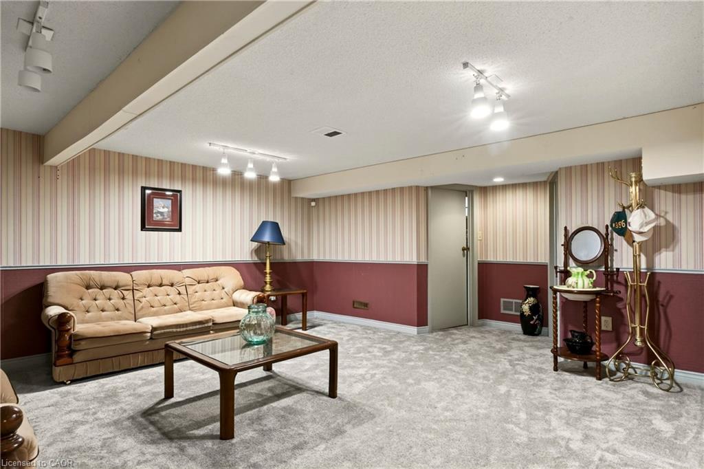 376 Melanie Crescent Property Photo 29
