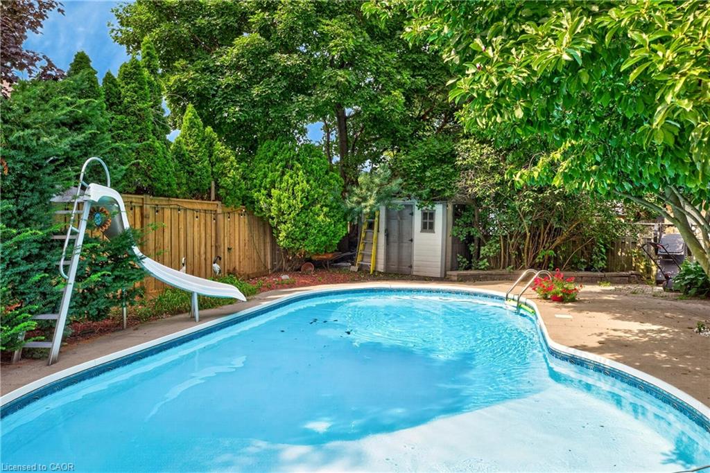 376 Melanie Crescent Property Photo 36
