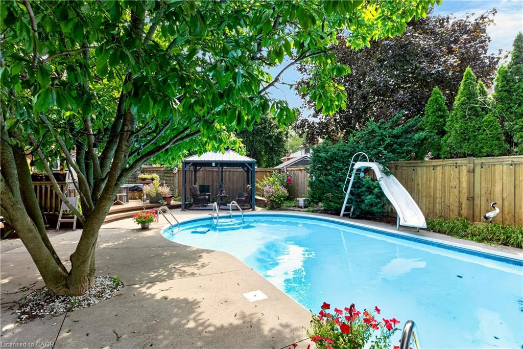 376 Melanie Crescent Property Photo 37