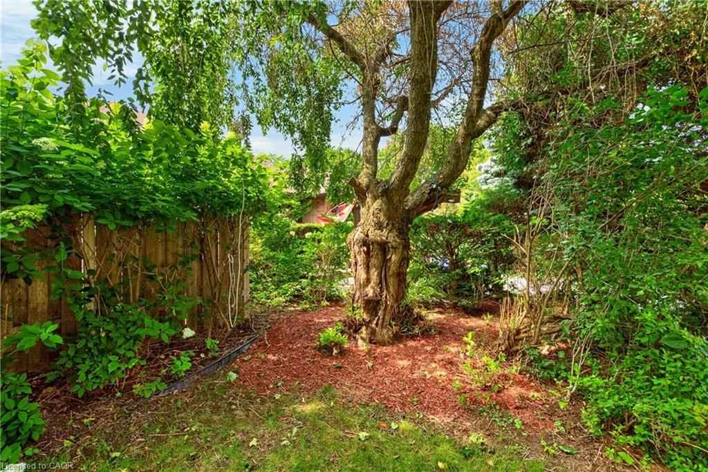 376 Melanie Crescent Property Photo 42