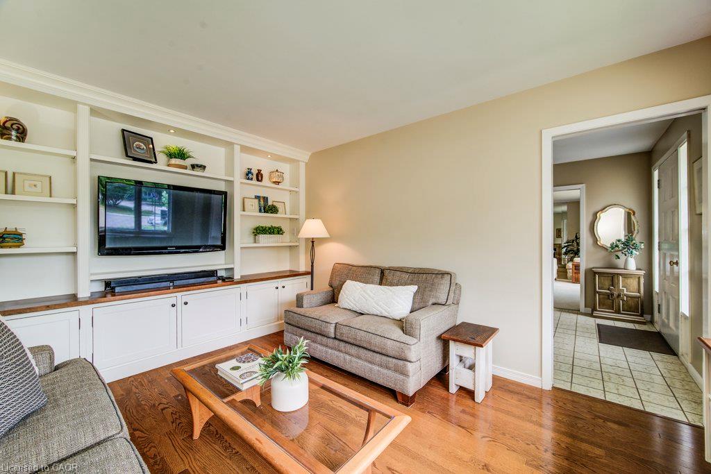 97 Somerset Crescent Property Photo 11