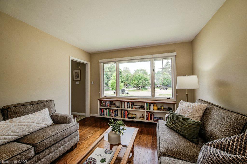 97 Somerset Crescent Property Photo 12