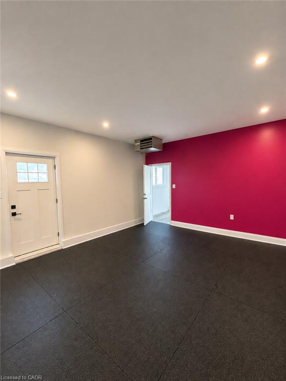90 Dean Avenue Property Photo 32