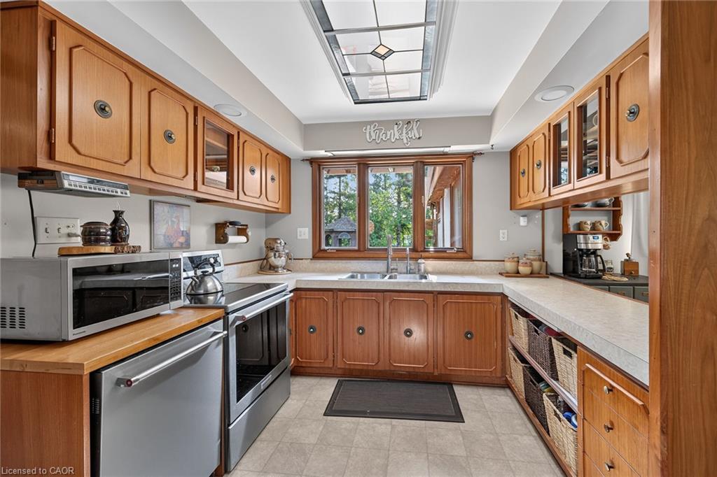 1431 Fletcher Road Property Photo 18