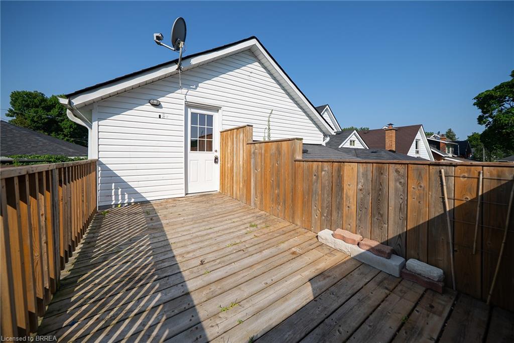 20 Fair Avenue Property Photo 4