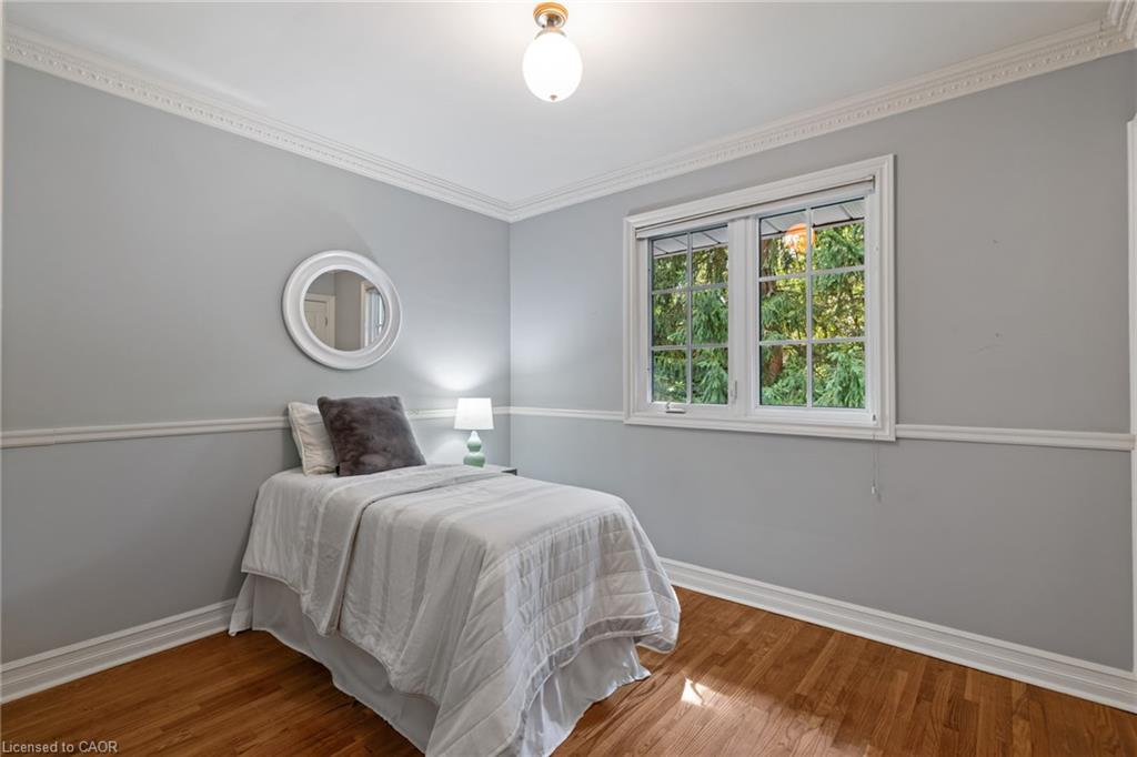 401 Cairncroft Road Property Photo 15