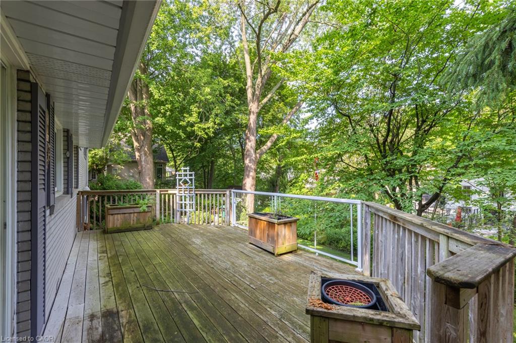 401 Cairncroft Road Property Photo 24