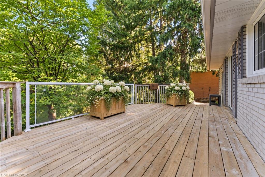 401 Cairncroft Road Property Photo 26