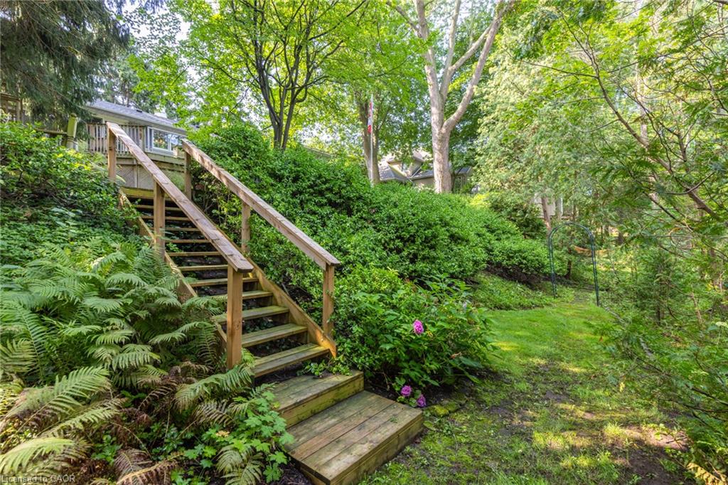 401 Cairncroft Road Property Photo 28