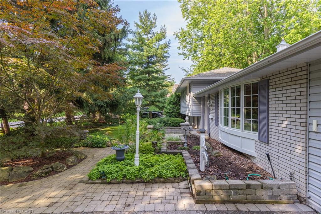 401 Cairncroft Road Property Photo 29