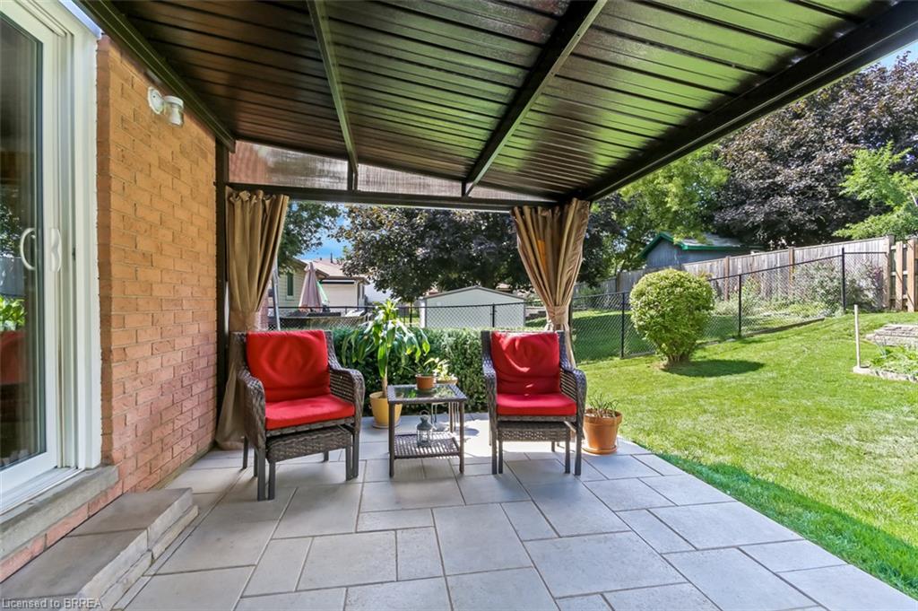 207 Dunsdon Street Property Photo 22