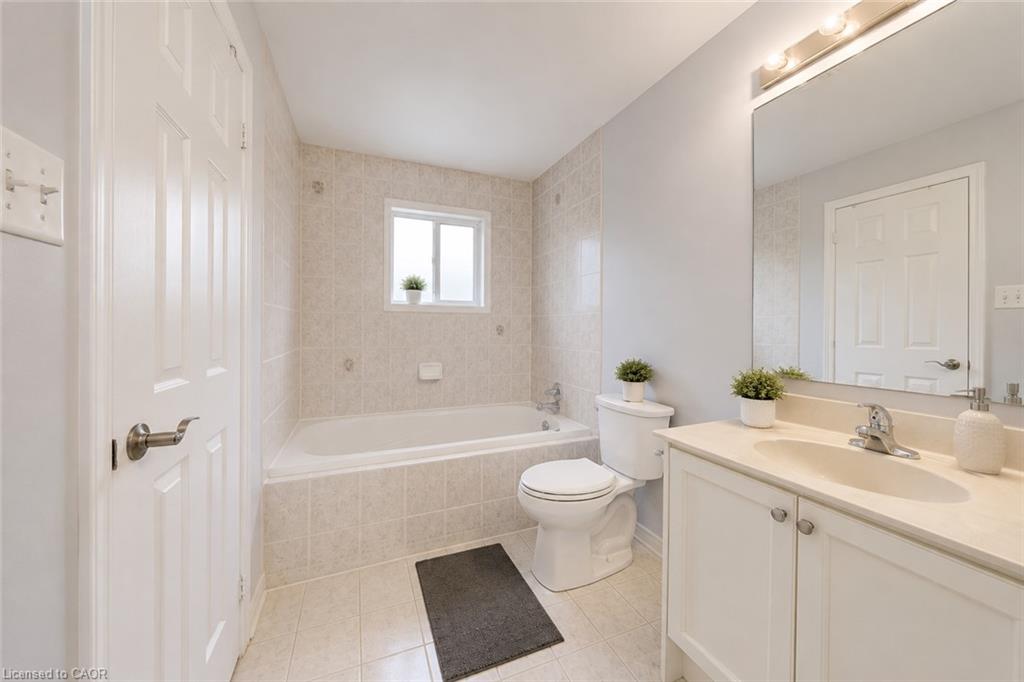1793 Creek Way Property Photo 14