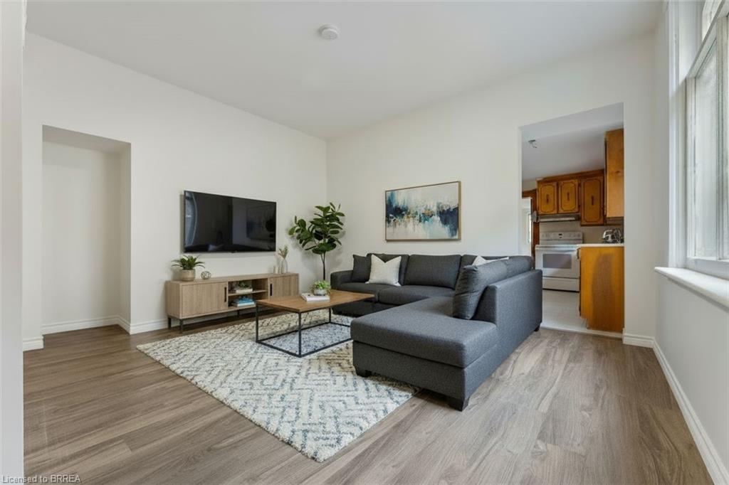 150 Elgin Street Property Photo 3