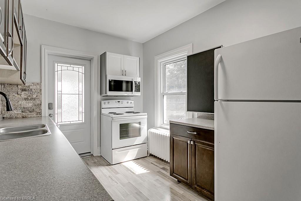 153 Drummond Street Property Photo 4