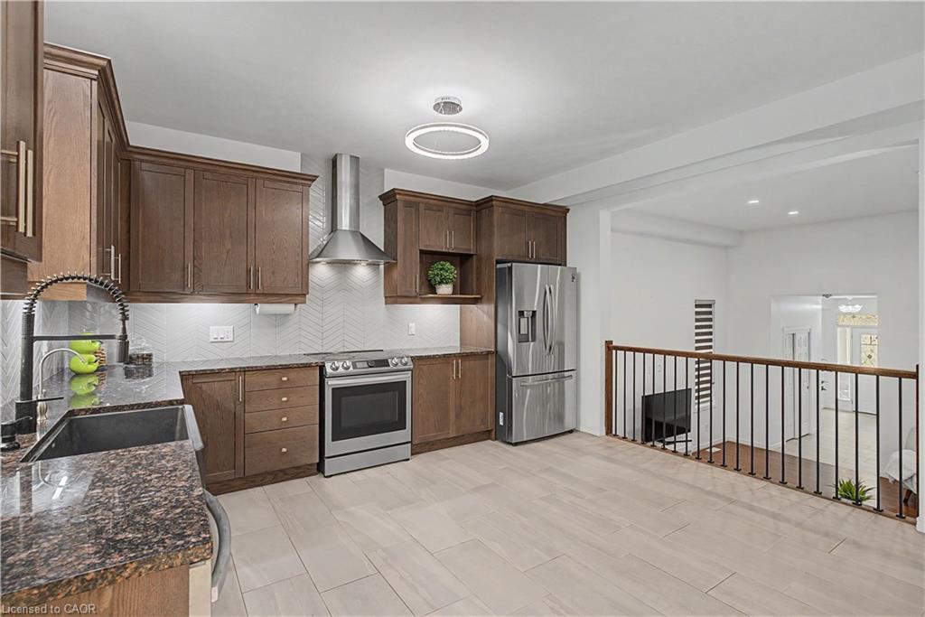 79 Beauchamp Drive Property Photo 7