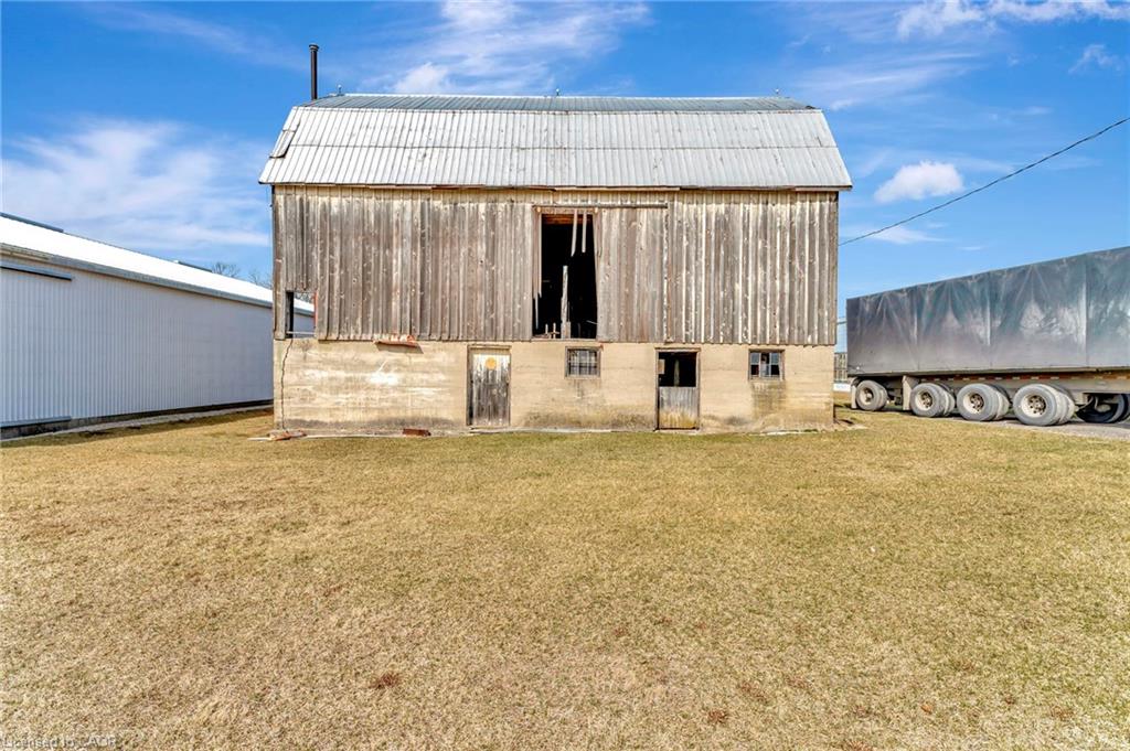 1135 Norfolk Cty Rd 19 W Property Photo 8