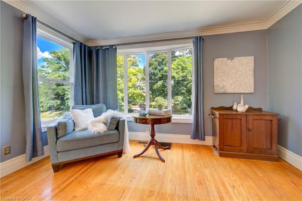 24 Forest Road Property Photo 5