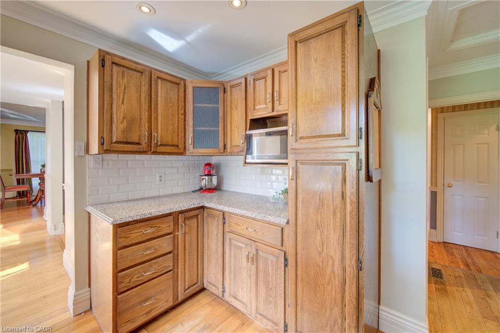 24 Forest Road Property Photo 17