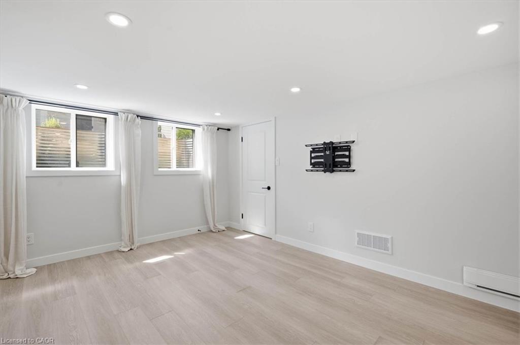 2-10 Cardinal Crescent N Property Photo 16