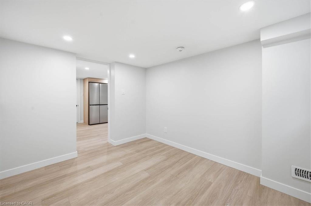 2-10 Cardinal Crescent N Property Photo 23