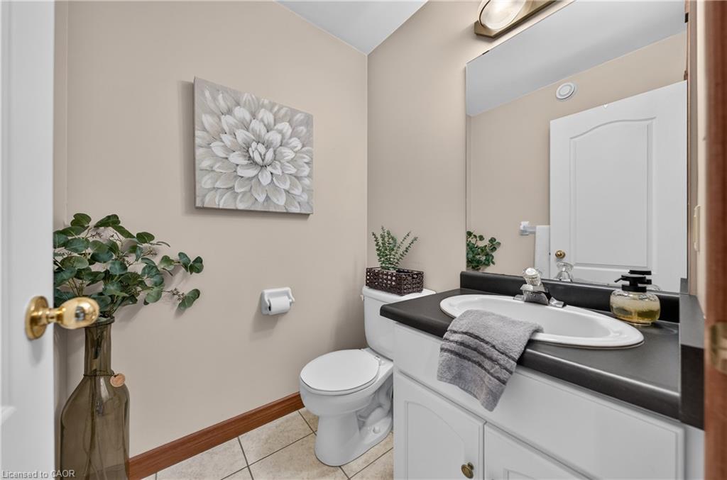 52 Archwood Crescent Property Photo 11