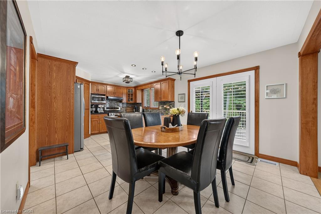 52 Archwood Crescent Property Photo 14
