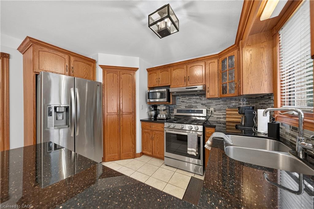 52 Archwood Crescent Property Photo 15