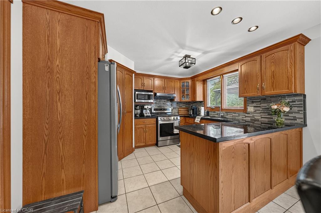52 Archwood Crescent Property Photo 16
