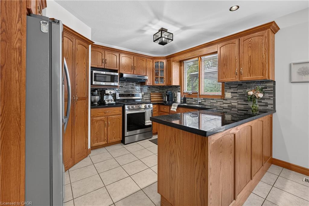 52 Archwood Crescent Property Photo 17