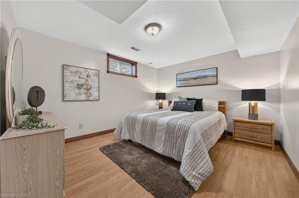 52 Archwood Crescent Property Photo 39