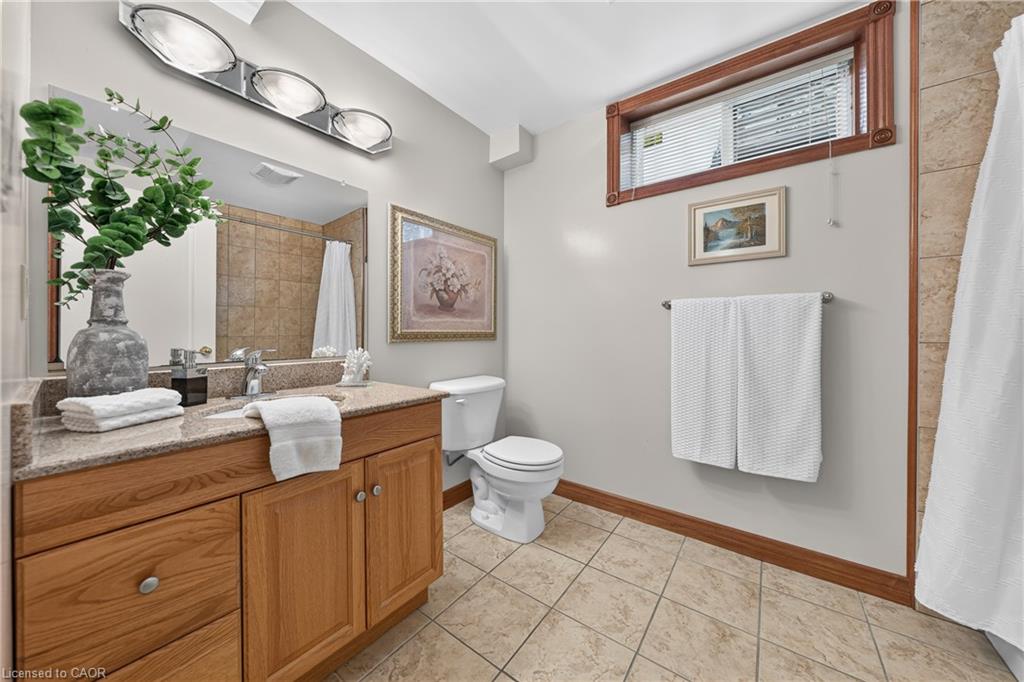 52 Archwood Crescent Property Photo 40
