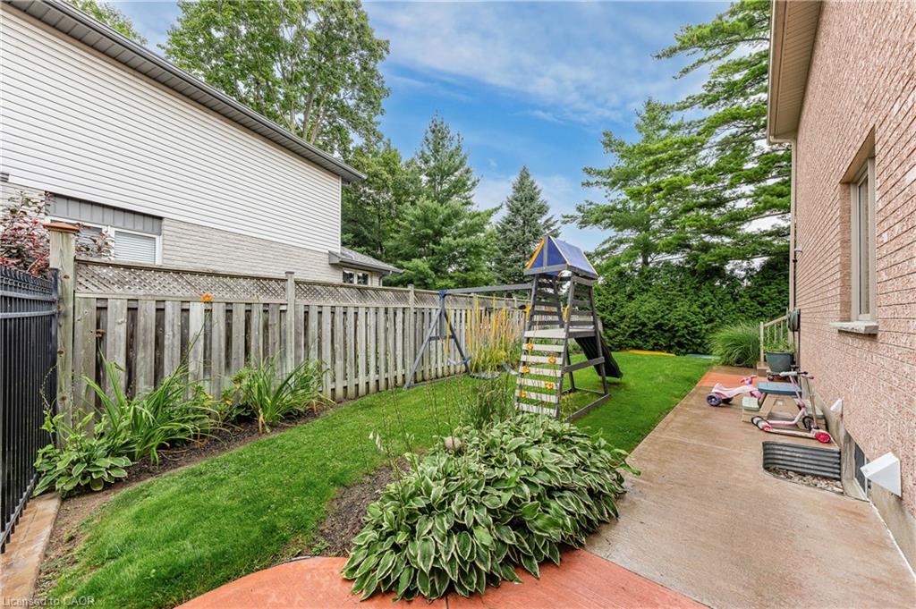 52 Archwood Crescent Property Photo 41