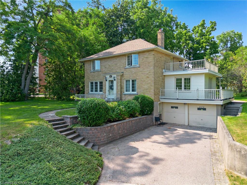 272 Sheldon Avenue N Property Photo 2