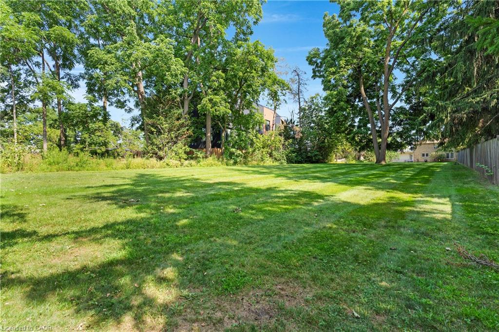272 Sheldon Avenue N Property Photo 42