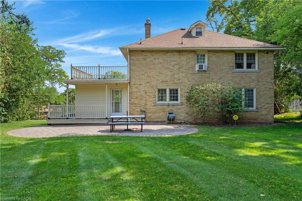 272 Sheldon Avenue N Property Photo 44
