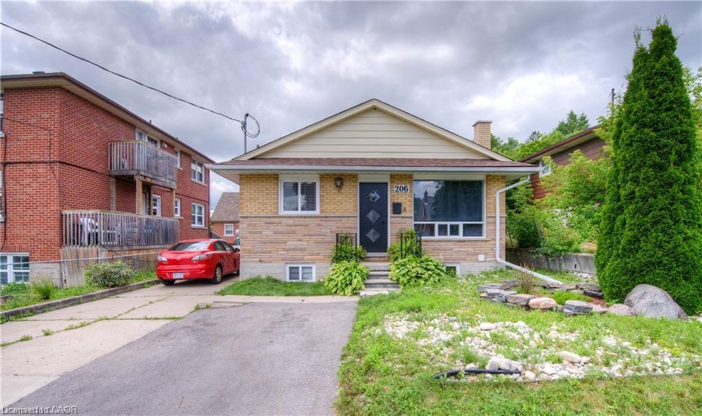 B-206 Lorne Avenue Property Photo 1