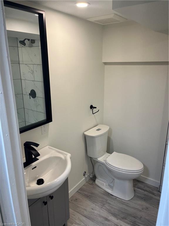 B-206 Lorne Avenue Property Photo 9