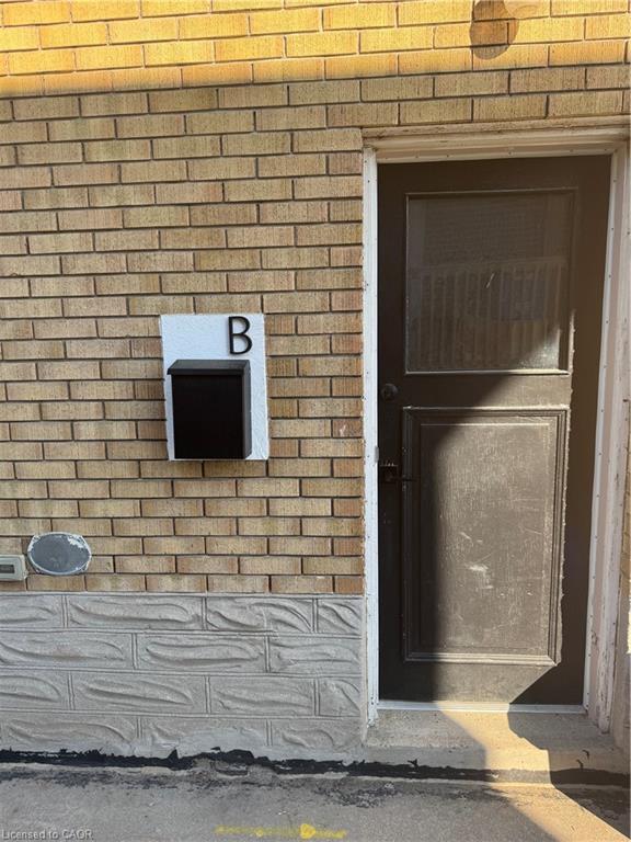 B-206 Lorne Avenue Property Photo 11