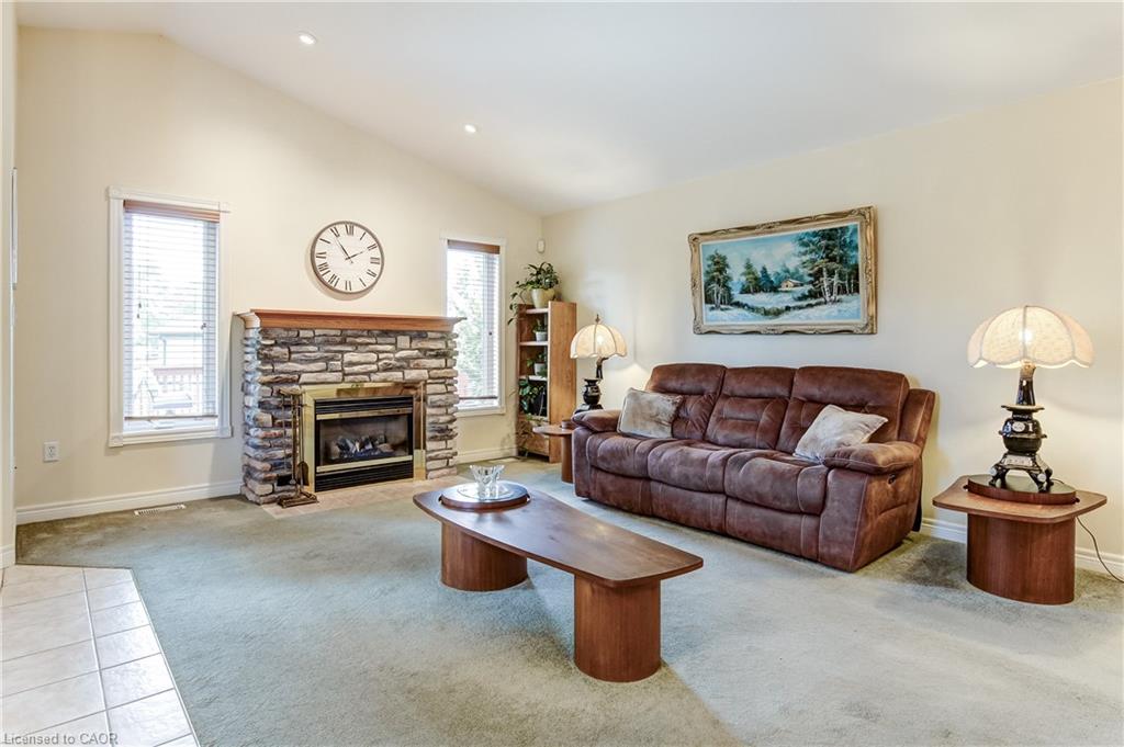 25 Bates Lane Property Photo 12