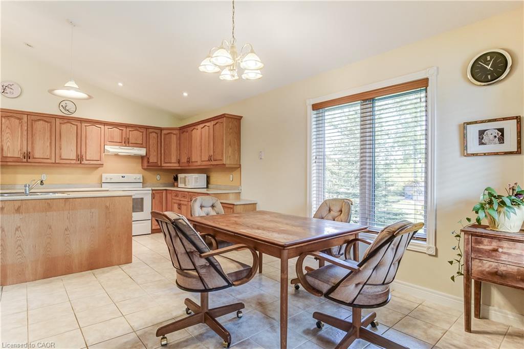 25 Bates Lane Property Photo 14