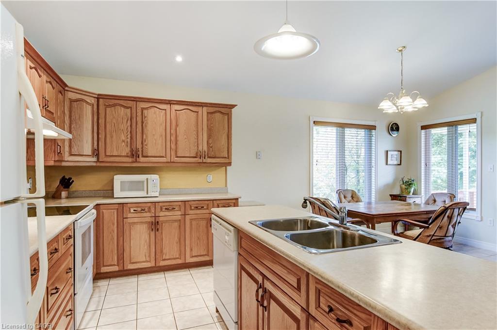 25 Bates Lane Property Photo 16