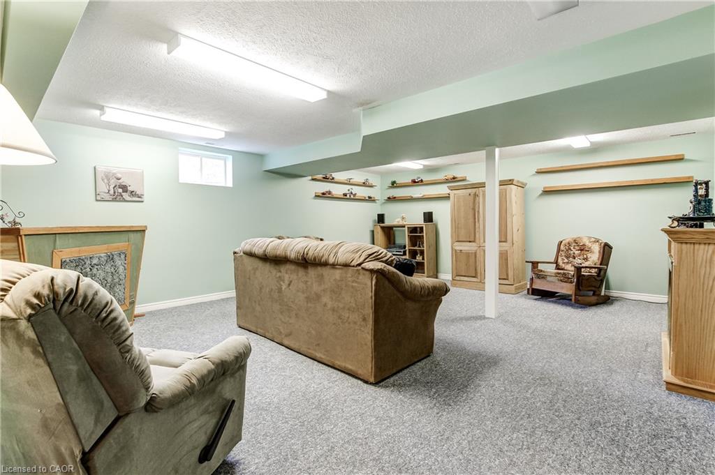 25 Bates Lane Property Photo 26