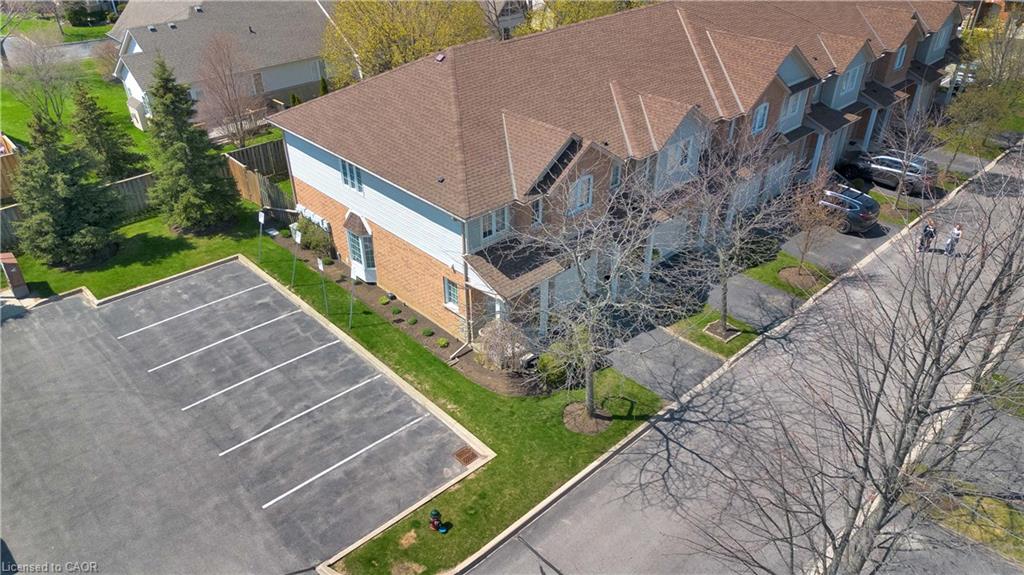 8-232 Stonehenge Drive Property Photo 42