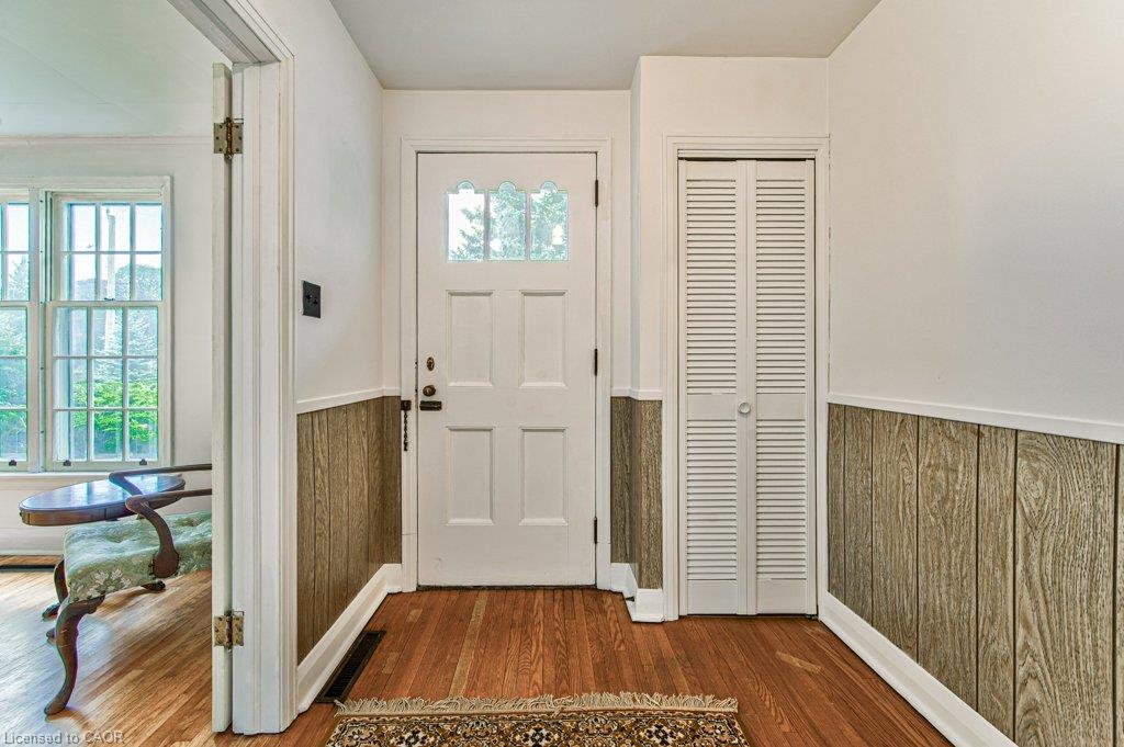 321 Highland Park Property Photo 4