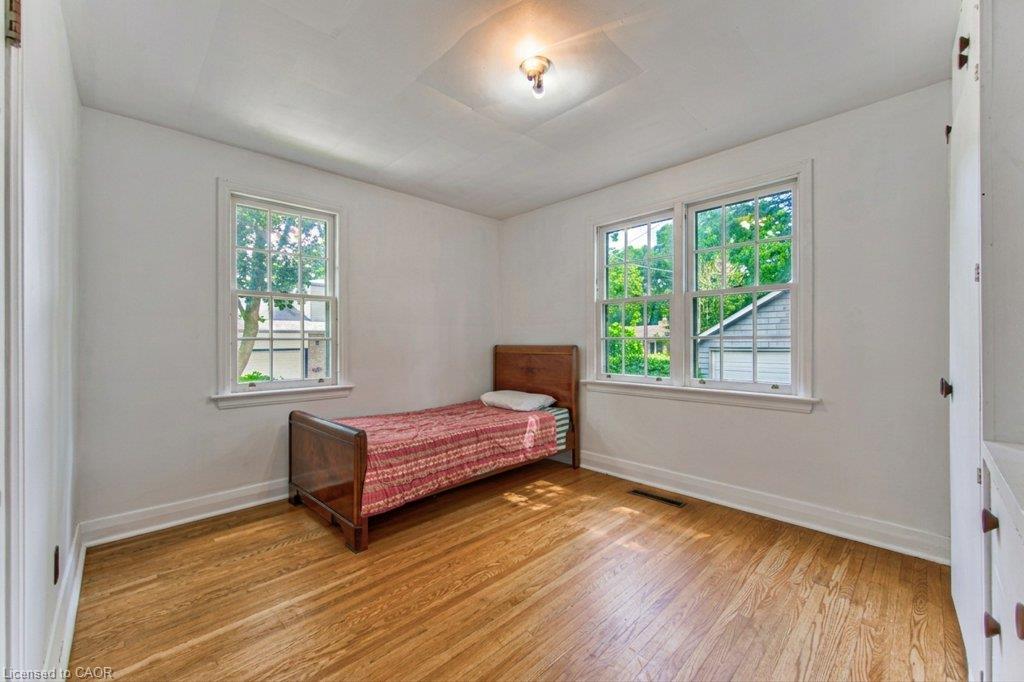 321 Highland Park Property Photo 15