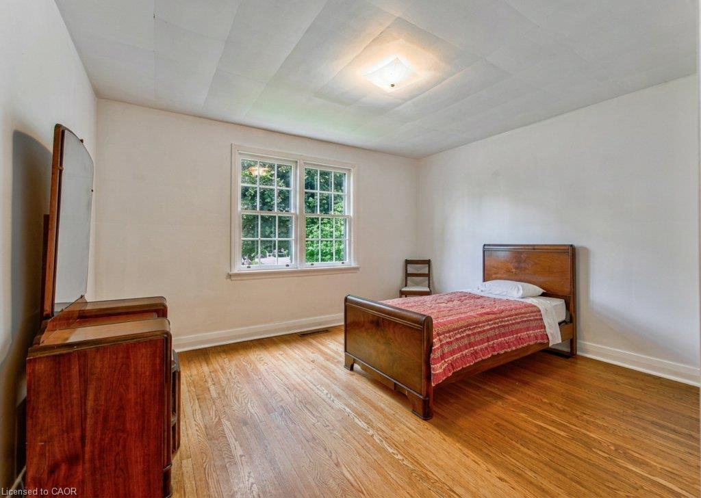 321 Highland Park Property Photo 17